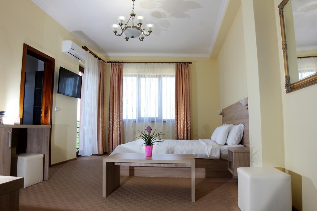 Vila Etikette Băile Felix Стая снимка